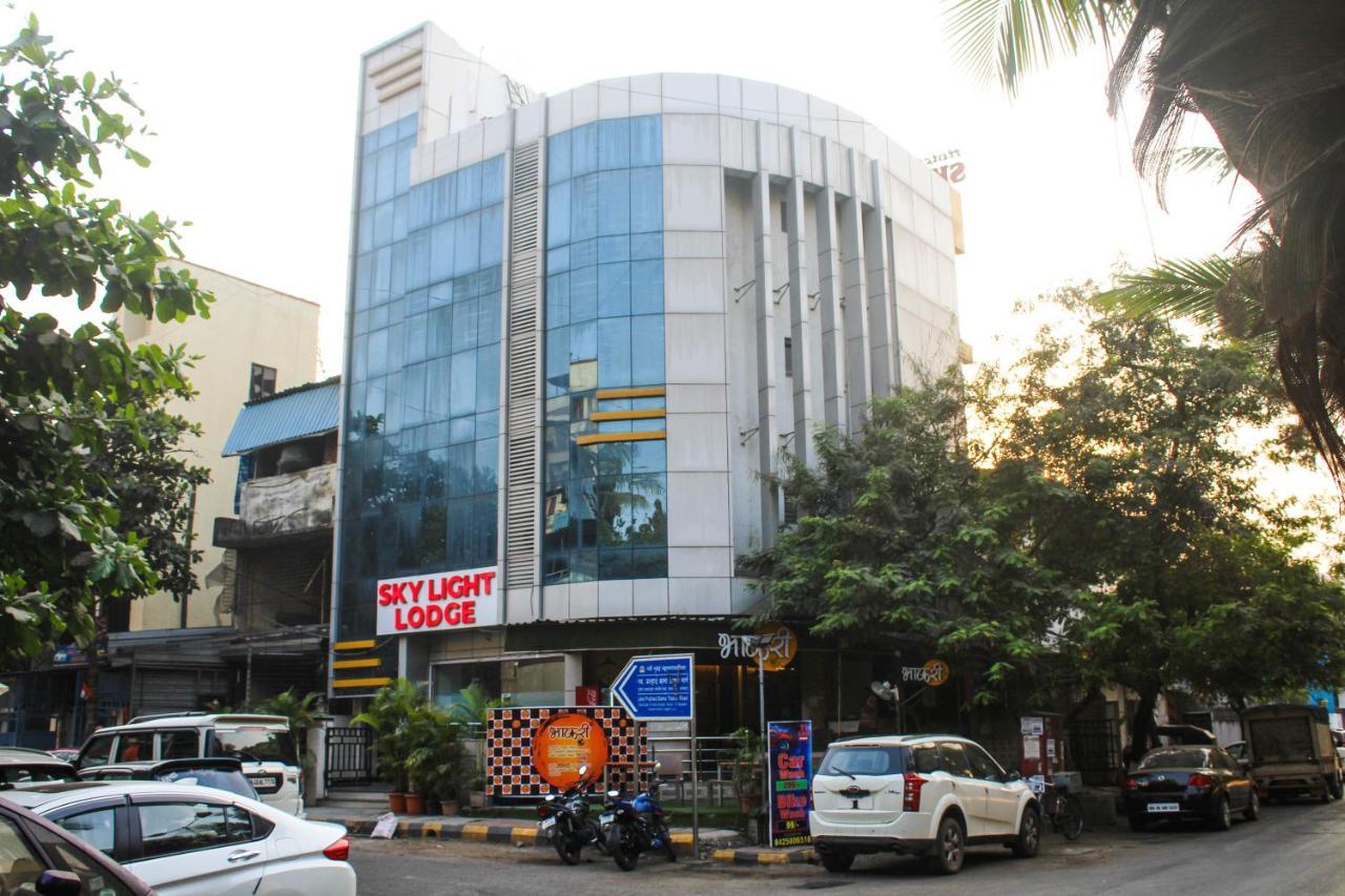 Hotel Skylight Navi Mumbai Exterior photo